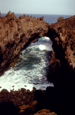 Felsen an der Südküste von Lanzarote